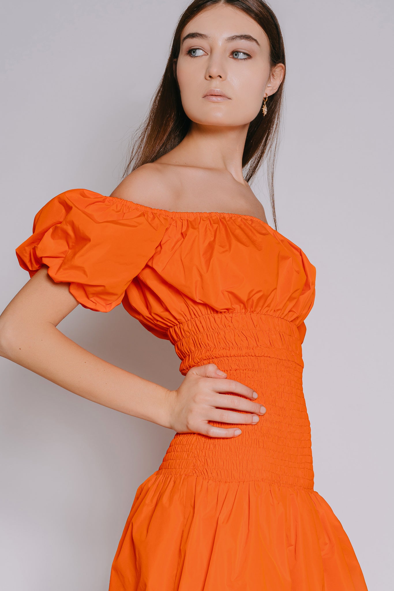 ABITO MIDI OFF-THE-SHOULDER